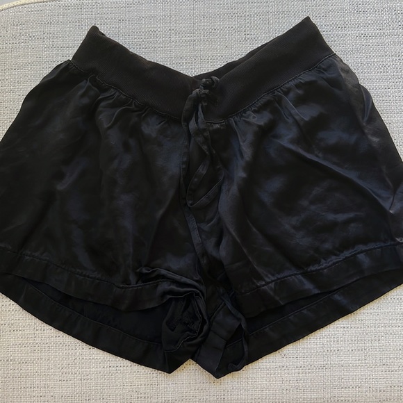PJ Harlow Intimates & Sleepwear Pj Harlow Silky Pajama Shorts